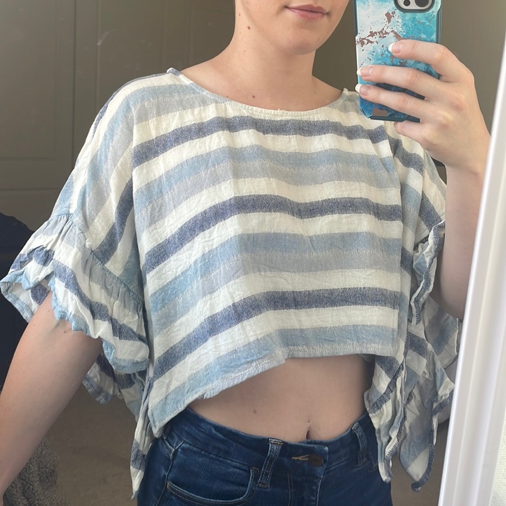 BCBGeneration Cropped Blouse Blue and White Striped Wide Fit Flutter Sleeve